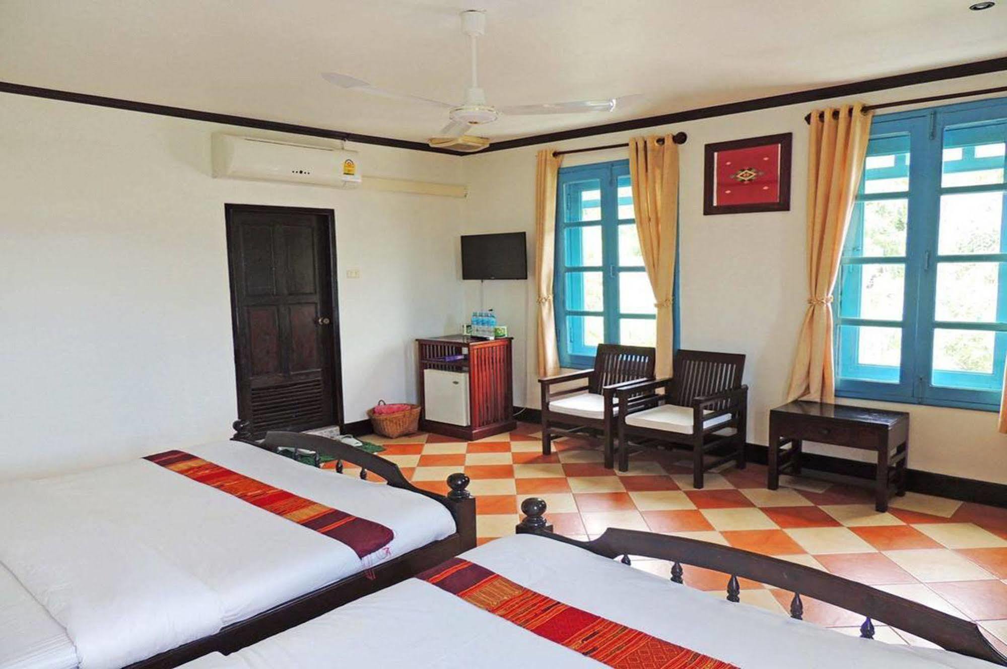 Luang Prabang Hotel Экстерьер фото